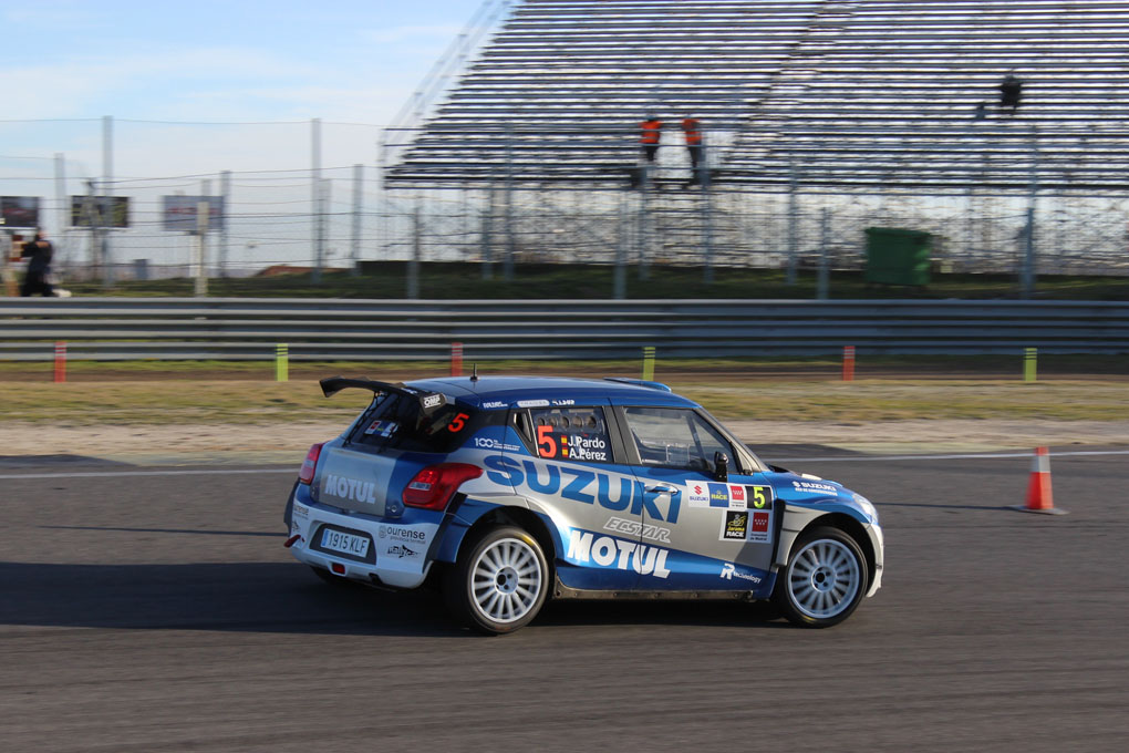 Pardo con el Suzuki en el Rally de Madrid 2020