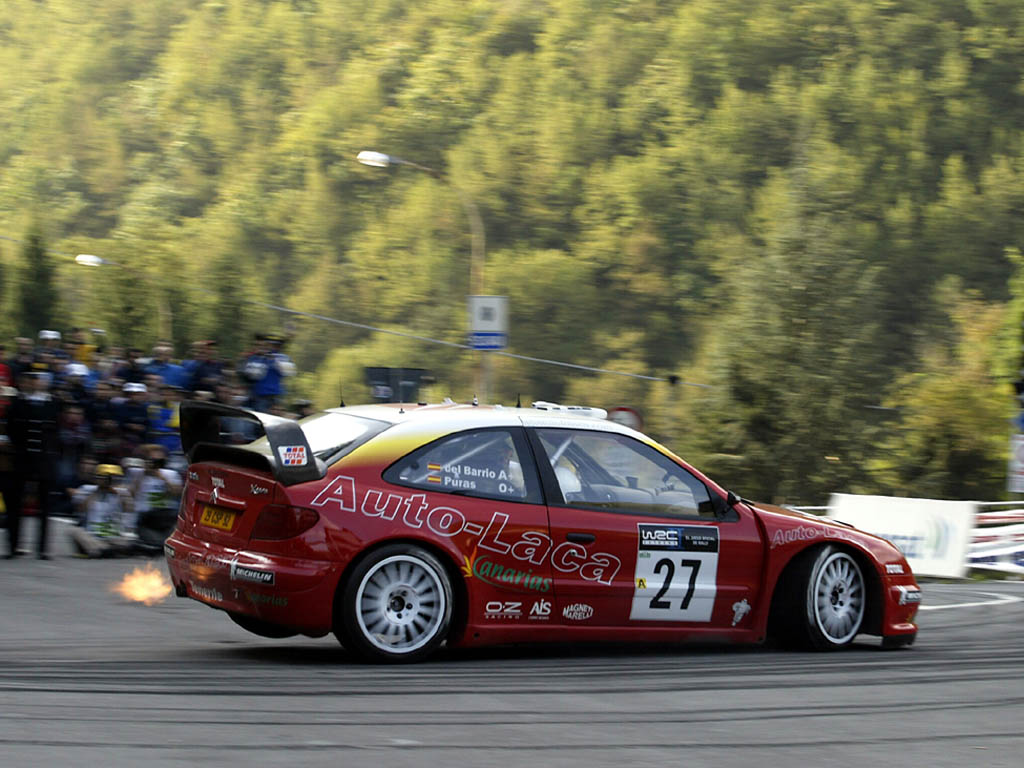 Chus Puras con el Citroën Xsara del mundial