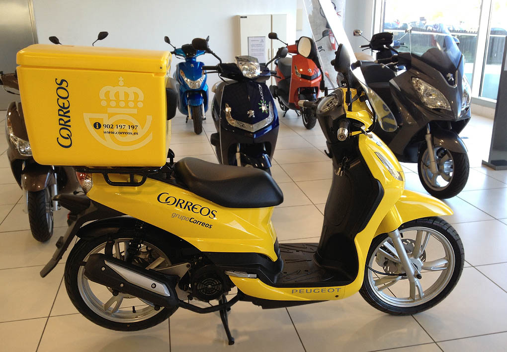 Scooter Peugeot Correos