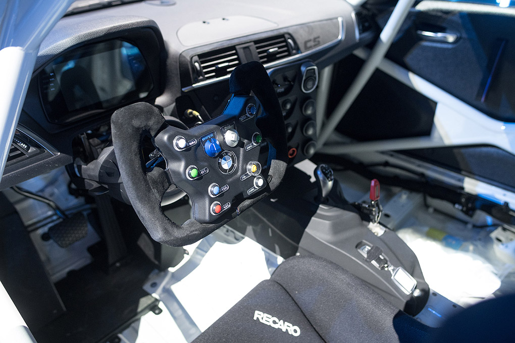 Interior del BMW M2 CS Racing