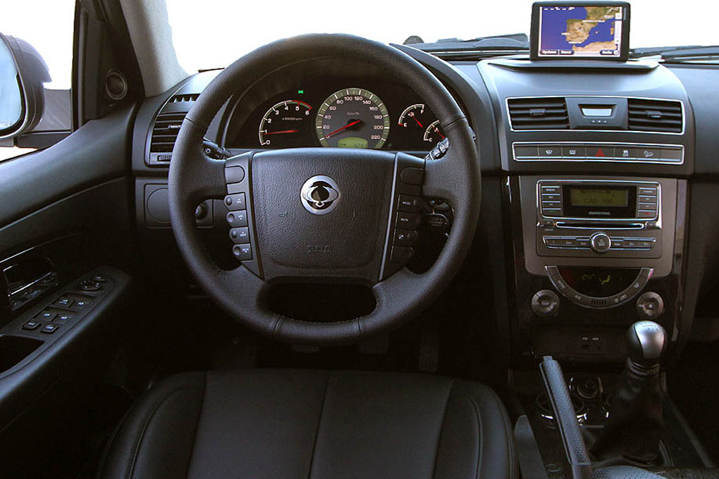 Rexton W interior