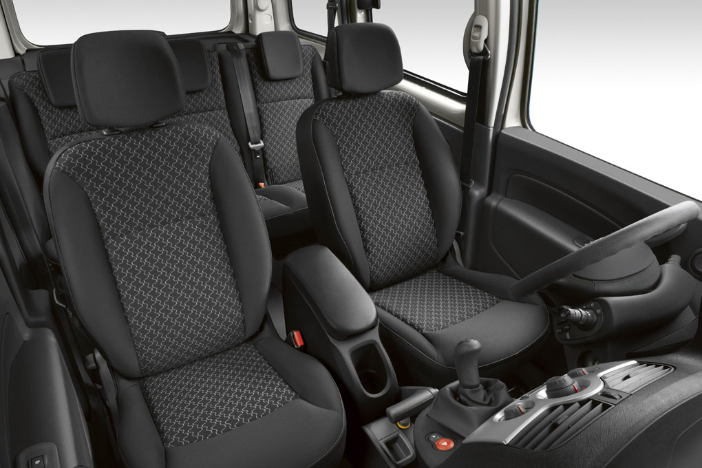 Renault Kangoo 2011 interior