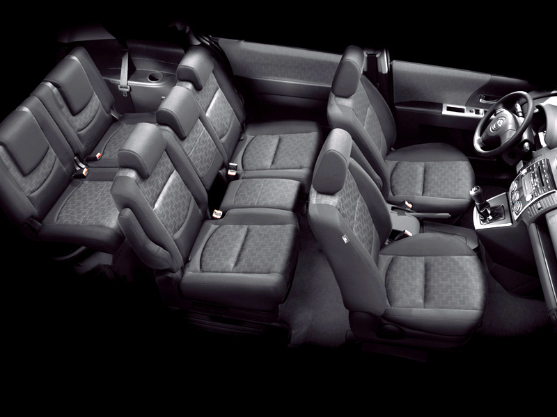 Mazda5 interior