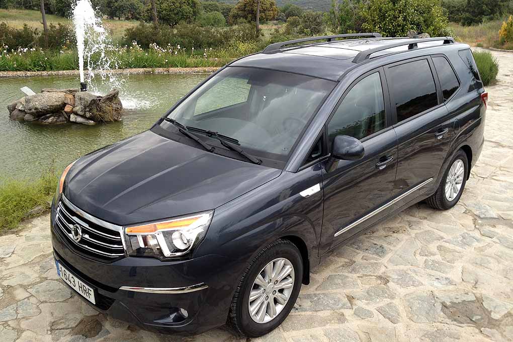 SsangYong Rodius 2013