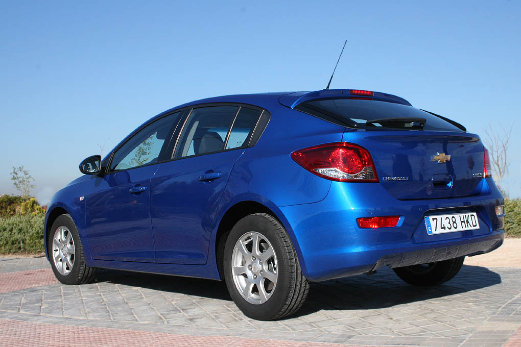 Trasera Chevrolet Cruze 5 puertas