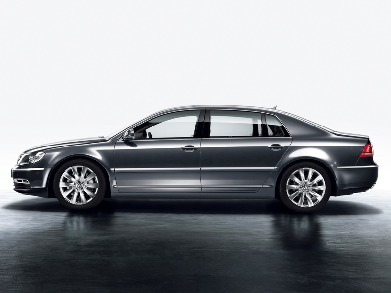 Volkswagen Phaeton 2011 lateral 