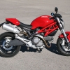 Ducati Monster 696 estatica lado