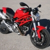 Ducati Monster 696 tres cuartos