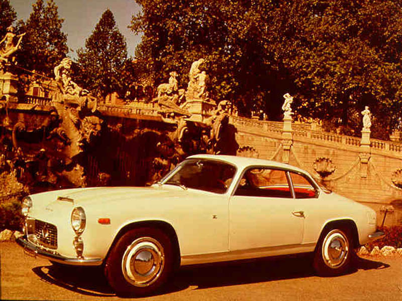 Lancia celebra el 50 aniversario de la limousina Flaminia en Montecarlo