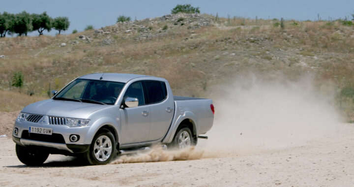 Mitsubishi L200 Doble Cabina