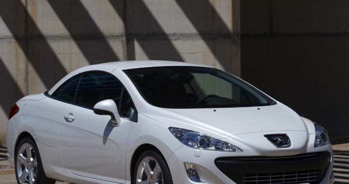 Peugeot 308 CC: lanzamiento en España