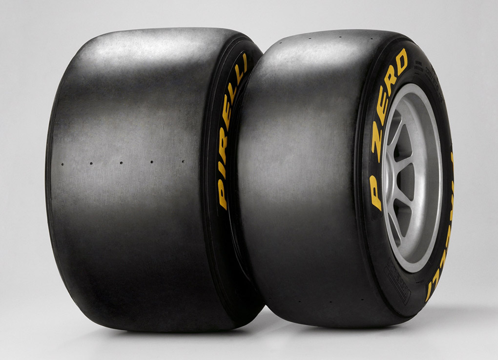 Слики резина. Pirelli Zero f1 слик. Pirelli p Zero слик. Pirelli 12.0024. Pirelli r19.