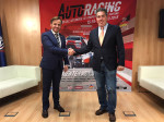 Presentación de la feria Auto Racing